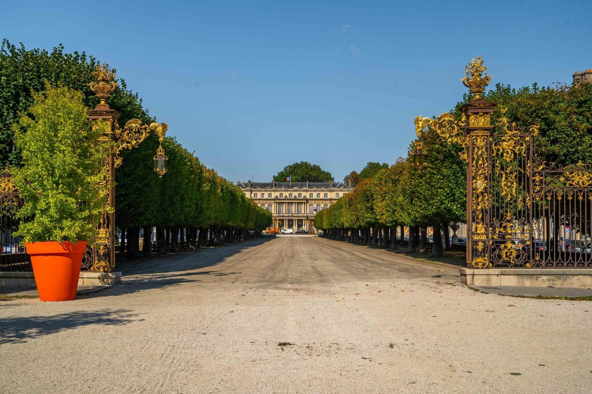 Ferienwohnung Le Superbe Des Dominicains Nancy Exterior foto